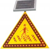 通辽市太阳能注意行人标志牌 led行人三角标志牌