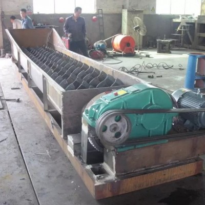 铂思特微细浸染型难选冶金矿石预氧化提金方法，选金尾矿粘金毯