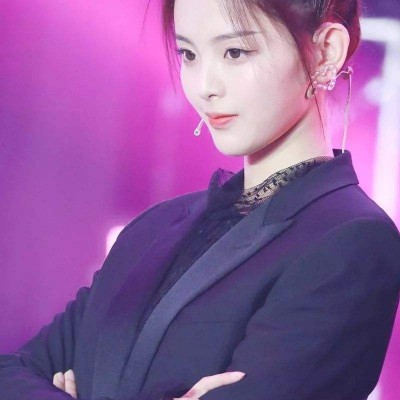 杨超越代言费|杨超越出场费|杨超越经纪人