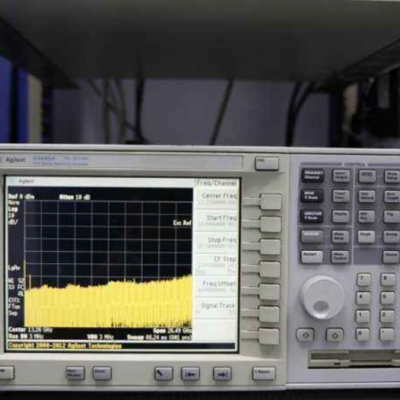 Agilent 二手E4440A频谱分析仪