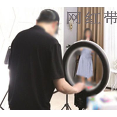 广州抖音快手**网红直播带货,服装化妆品类保量带货