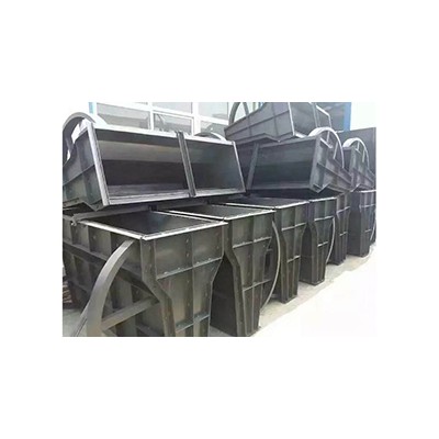 水泥防撞隔离墩模具— 水泥隔离墩钢模具