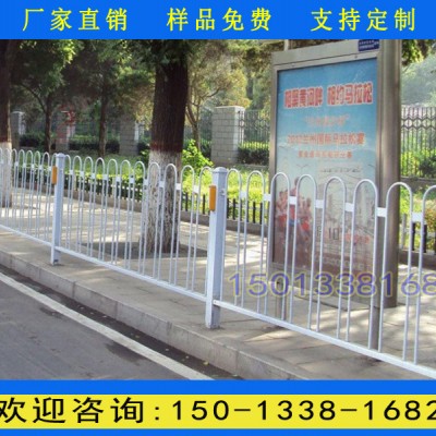 河源钢制道路护栏 公路中央隔离栅 惠州定做交通围栏厂家