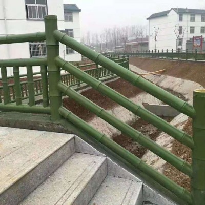 江西南昌水泥仿竹护栏多少钱一米？