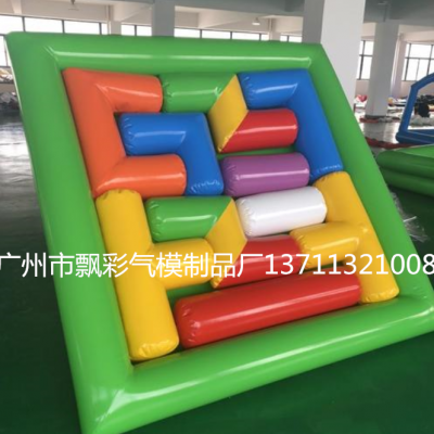 充气大型足球场定制充气足球飞镖充气升空气球批发俄罗斯块