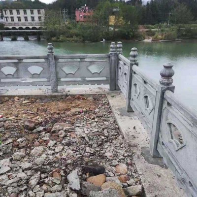 水泥仿石护栏钢筋混凝土栏杆户外景区围栏池塘河道成品扇形隔离栏