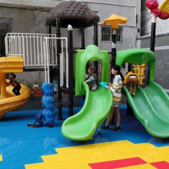 幼儿园拼装地板专业篮球场弹性运动地板防滑耐磨塑胶地板