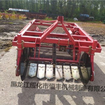 4U-2 1390-2型牵引式马铃薯挖掘机