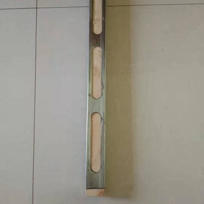 钢木龙骨钢包木规格图片尺寸及使用范围