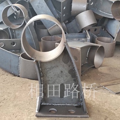 景观灯光牛角支架 高速公路防撞立柱