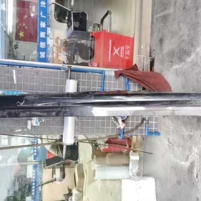 宝马F26右侧下裙 电子扇 空调泵 节气门 下摆臂