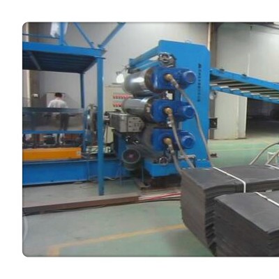 EVA发泡片材料生产线，EVA发泡片材料生产设备（**）