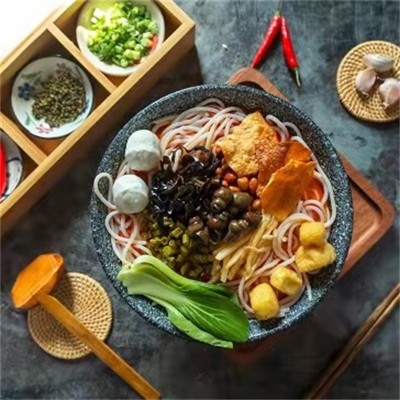 加盟螺蛳粉品牌需要注意的事项分析