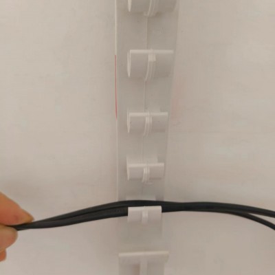 电力矿用PVC电缆挂钩 在施工现场合理安排每一根线缆