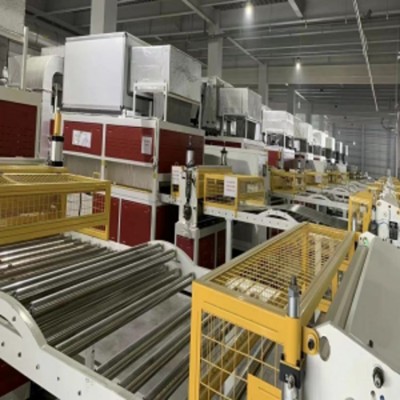 SPC180地板挤出生产线设备工艺技术