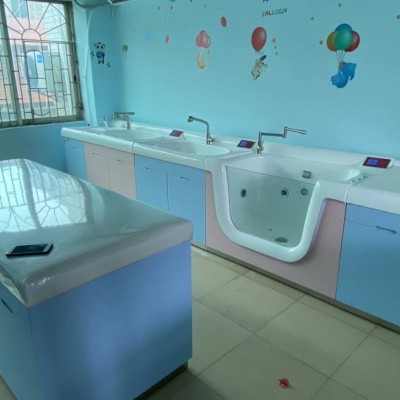 婴儿洗浴设备 一体式防腐防潮 可定制生产