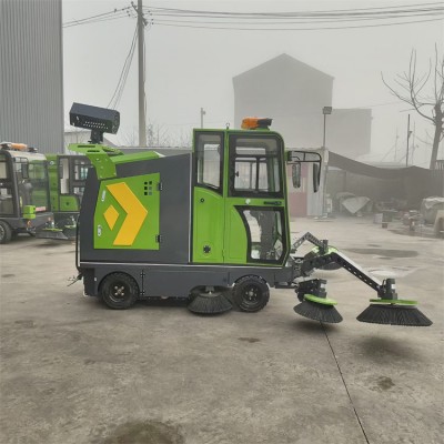 环卫7刷电动四轮扫地车纯电动四轮7刷扫路车厂家价格多少钱
